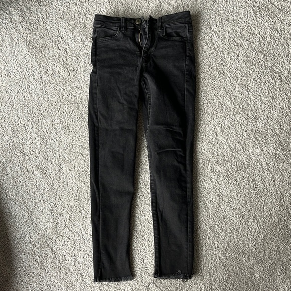 American Eagle Outfitters Denim - Black cropped American eagle skinny jeans